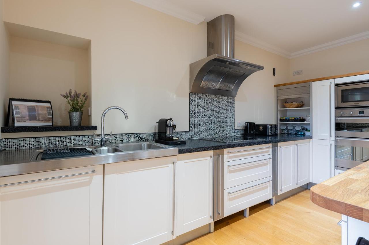 138 North Street - Luxury 2 Bed 2 Bath With Secret Garden, Summerhouse, Putting Green Сент-Андрус Экстерьер фото