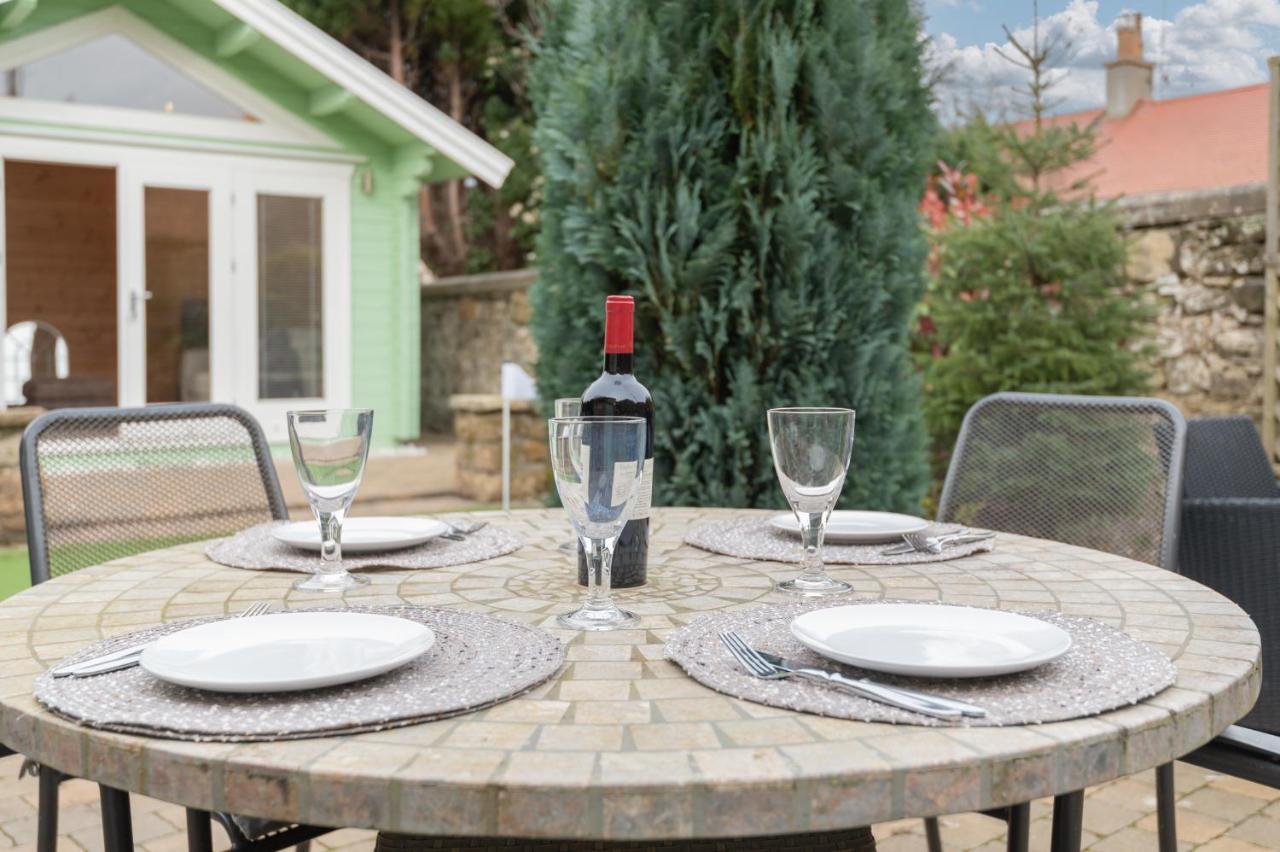 138 North Street - Luxury 2 Bed 2 Bath With Secret Garden, Summerhouse, Putting Green Сент-Андрус Экстерьер фото